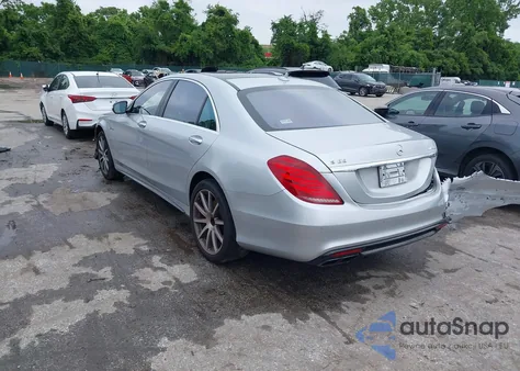 2015 Mercedes-Benz S 65 Amg z USA, uszkodzony, nr VIN WDDUG7KB8FA089717